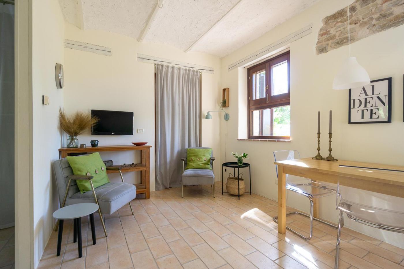 Rosa Nel Pozzo Apartments And B&B San Pietro  Exteriér fotografie