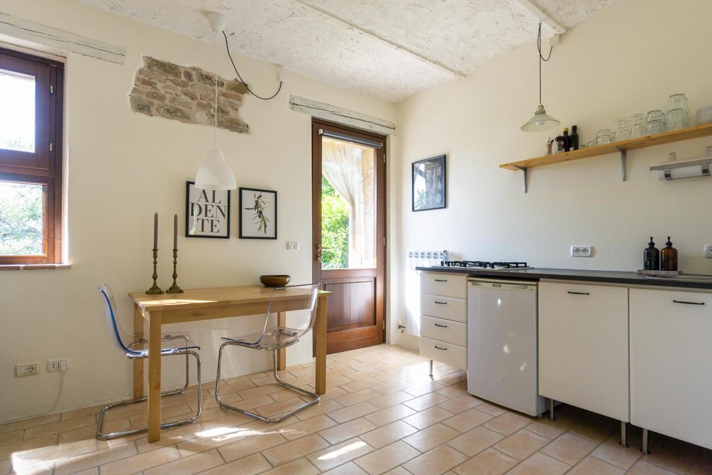Rosa Nel Pozzo Apartments And B&B San Pietro  Exteriér fotografie